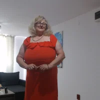 NoraMelow webcam