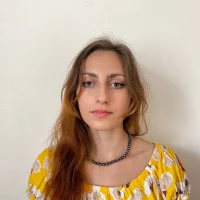 ArianeBaril's Profile Pic