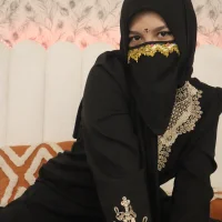 farah_layla's Profile Pic