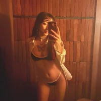 Ảnh đại diện của v1cky_