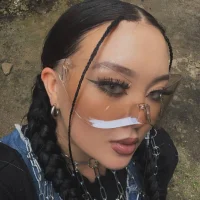 EdythHesley's Profile Pic