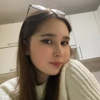 Gambar Profil LynnHessel