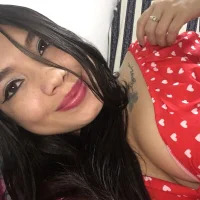 Gambar Profil Mena_Hicks