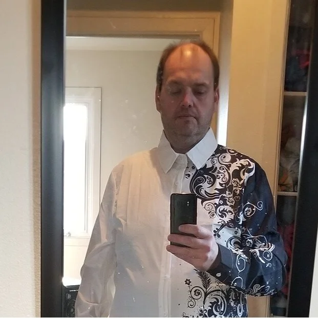 caressonnous profile photo