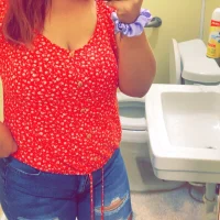 Chloevoss22's Profile Pic