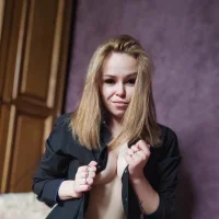 AlisonNights's Profile Pic