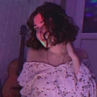 MaudBrougham Φωτ, Προφίλ