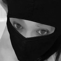liloufeet's Profile Pic