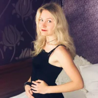 JuliRoseX's Profile Pic