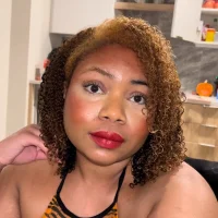 angelbxbyy28's Avatar Pic