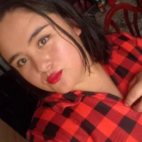 Andrea_curvy_