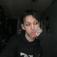 صورة الملف الشخصي لـ gothfemboi