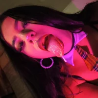 KITTYSQUIRTT
