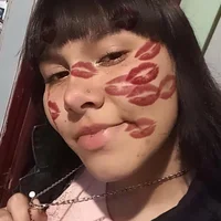 allyh_'s Profile Pic