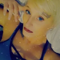 NaomiRay's Profile Pic