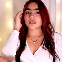 Sara_Collinnss webcam