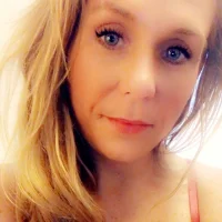 PrettyPennyLayne's Profile Pic