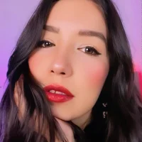 coraline9's Profile Pic