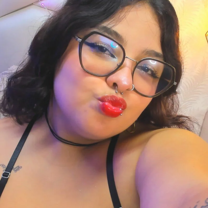 lulukawai16 live cam profile