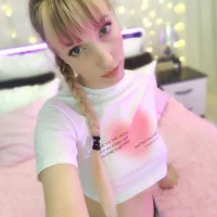 LollaxBunny's Profile Pic