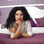 DevineLara 的  個人資料圖片