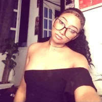 Baddiemilyx model avatar