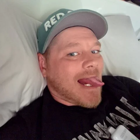 4u2nv123 profile photo