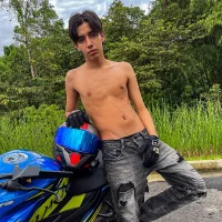 jeycobb Adlı Modelin Avatarı