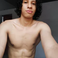 Evaninhome's Profile Pic
