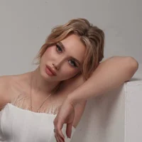 ChelseaCodrington Φωτ, Προφίλ