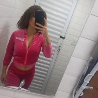 anny1907's Profile Pic