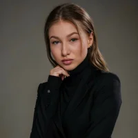 Профилна снимка на LauranHurt