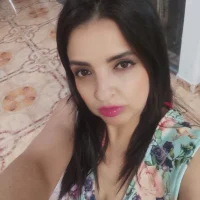 VeronicaLuna Φωτ, Προφίλ