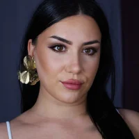 AllyVoss' Avatar Pic