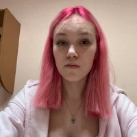 Violatraed's Profile Pic
