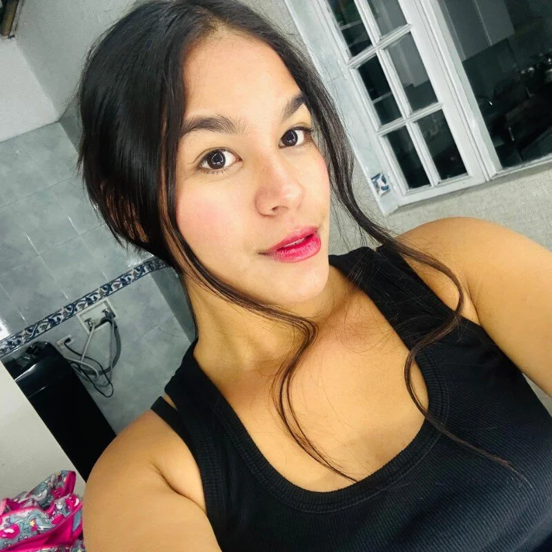 Layra_rous Stripchat profile image