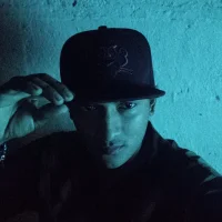 yaneri124's Profile Pic