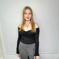 LesleyAce's Profile Pic