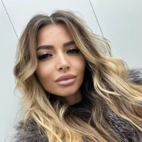 EvaSparks_'s Avatar Pic