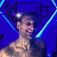 yaspunkart's Profile Pic