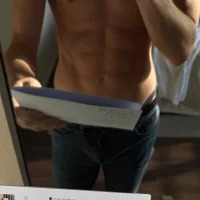 holyholey's Profile Pic