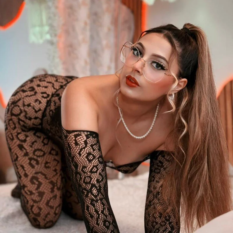 madisonjones- live cam profile