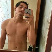 kjVzxxx197's Profile Pic