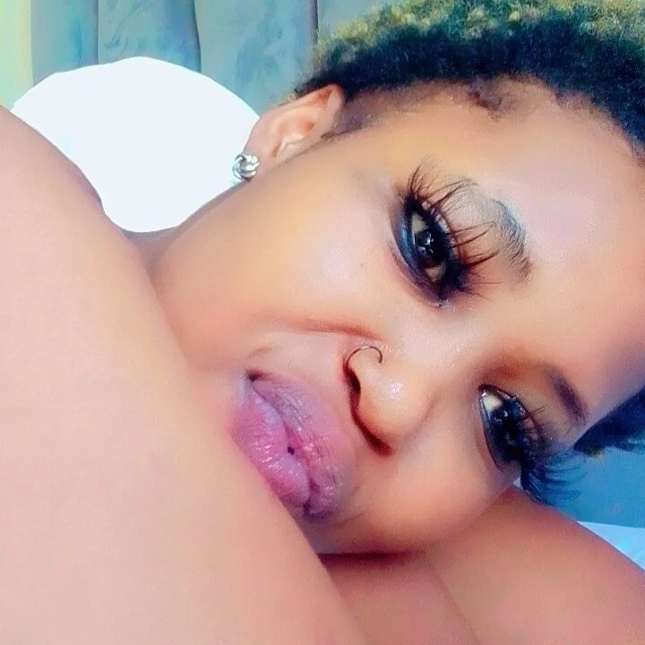 DarkDivva18
