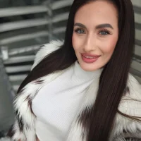 IrisNightshade 头像图片