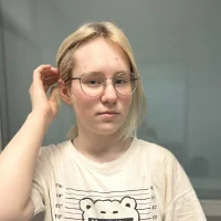 Gambar Profil DevonaEagerton