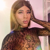 Naomi_Desire01