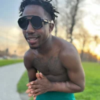 YNbigD22's Profile Pic