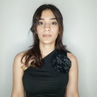 AislyBelow's Profile Pic
