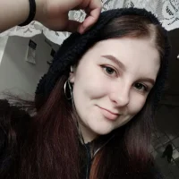 Young_Stephanie's Profile Pic